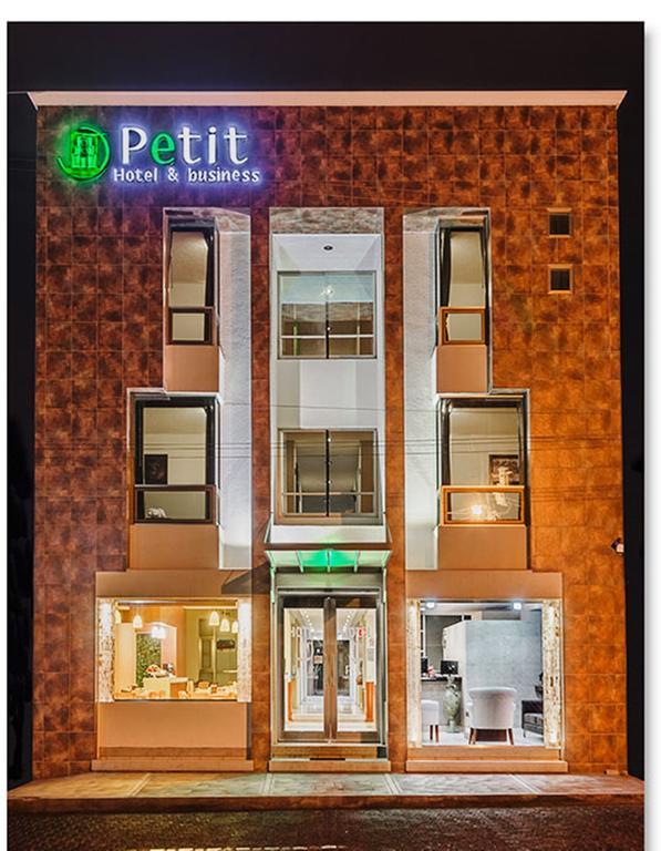 Hotel Petit เตฮัวกัน ภายนอก รูปภาพ