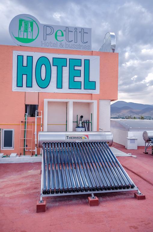 Hotel Petit เตฮัวกัน ภายนอก รูปภาพ